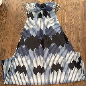 Stylish Black and Gray Strapless Maxi Dress